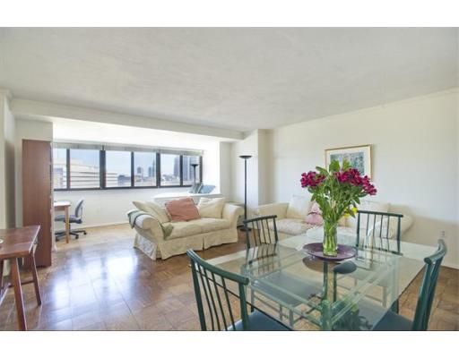 Whittier Place #14G, Boston, MA 02114