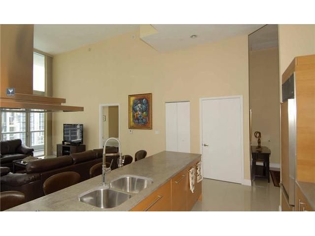 495 BRICKELL AV # 2210, Miami, FL 33131