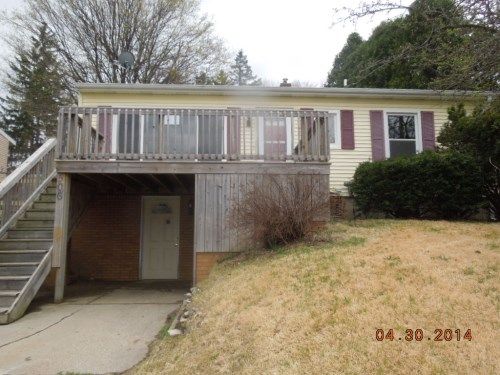 506 E River St, Grand Ledge, MI 48837