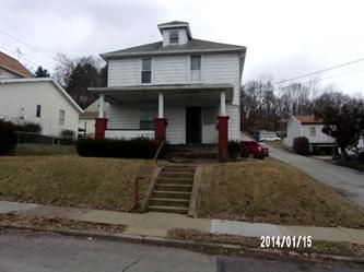 644 Hazel Ave, Ellwood City, PA 16117