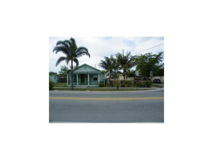 406 FOSTER RD, Hallandale, FL 33009