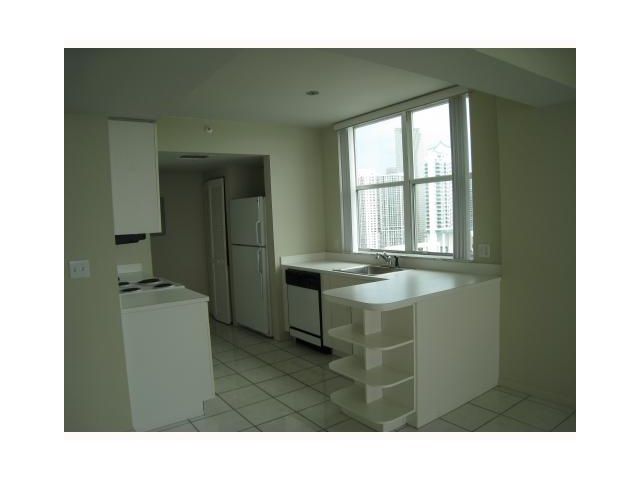 800 CLAUGHTON ISLAND DR # 2601, Miami, FL 33131