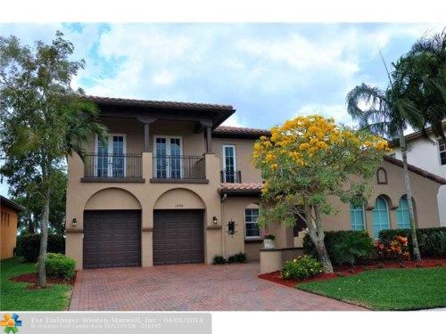 10998 NW 78 PL, Pompano Beach, FL 33076