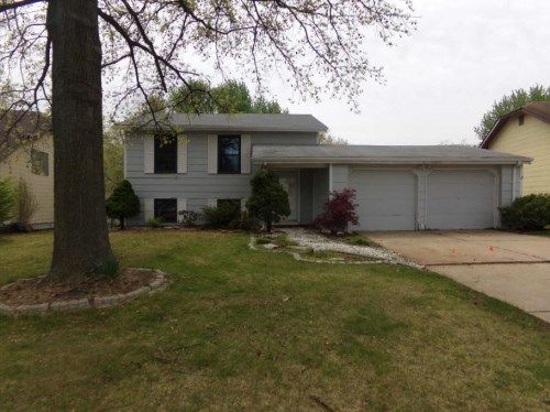 15 Trade Winds Dr, Saint Peters, MO 63376