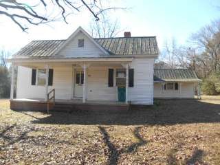 462 Ashland Dr, Goldston, NC 27252