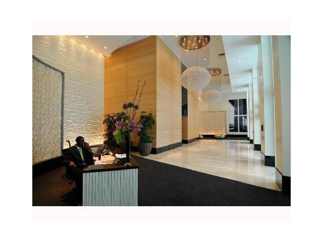 950 BRICKELL BAY DR # 3306, Miami, FL 33131