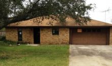 804 E 2nd Ave Nixon, TX 78140