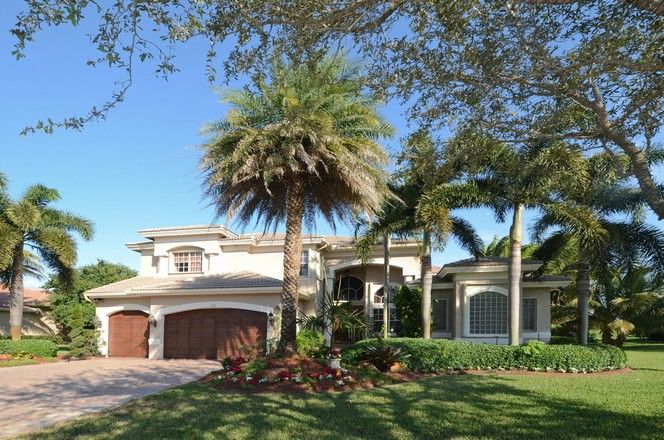 3712 CHURCHILL DOWNS DR, Fort Lauderdale, FL 33328