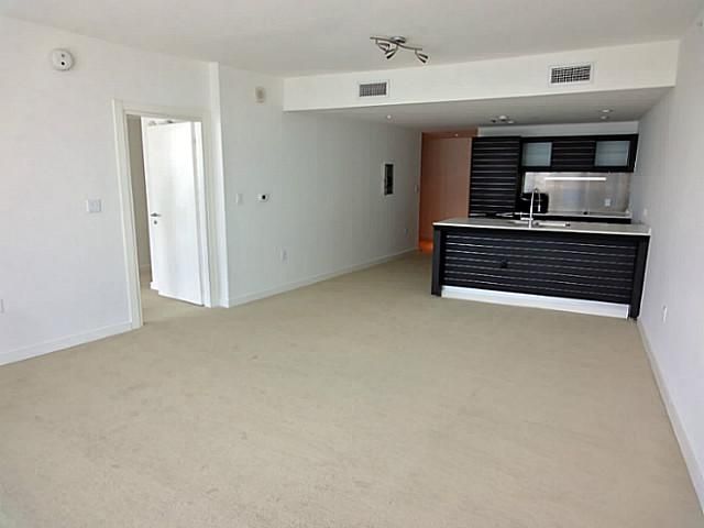 200 BISCAYNE BLVD WY # 4306, Miami, FL 33131
