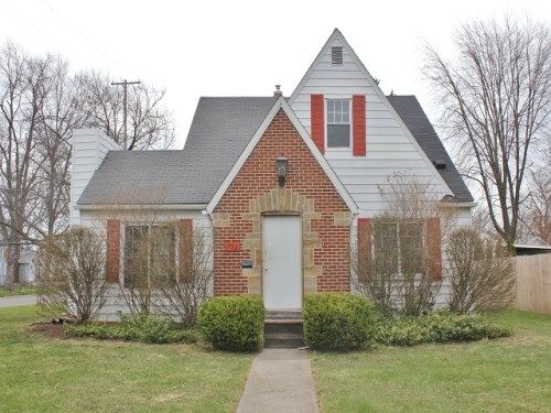 752 N Park St, Owosso, MI 48867
