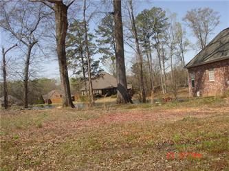 127 Wessex Dr, Bonaire, GA 31005