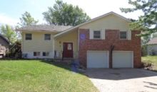 4 Woodland Ct Mount Hope, KS 67108