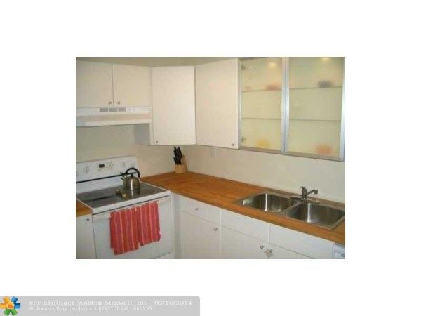 9495 EVERGREEN PLACE # 301, Fort Lauderdale, FL 33324