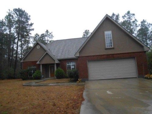 50 Chinaberry Cir, Carriere, MS 39426