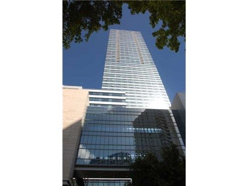 1435 BRICKELL AV # 3305, Miami, FL 33131