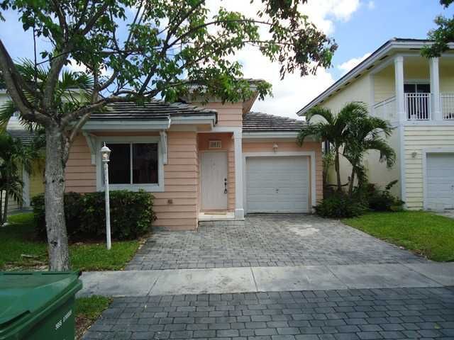 367 NE 35 AV, Homestead, FL 33033