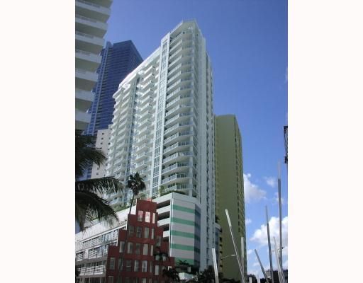 218 SE 14 ST # 1503, Miami, FL 33131