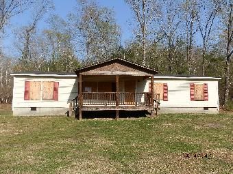 1227 Bronco Rd, La Fayette, GA 30728