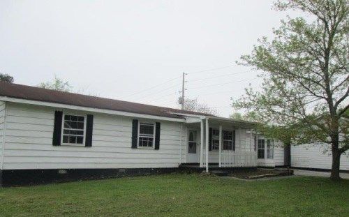 30 S Jenkins Rd, Chickamauga, GA 30707