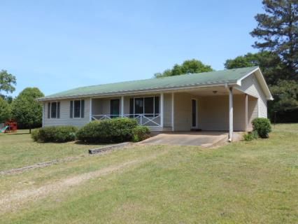 989 Grady School Rd, Canon, GA 30520