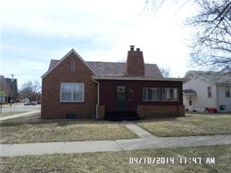416 Douglas Avenue, Yankton, SD 57078