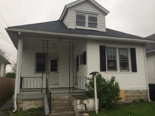 1019 Beeson Ave, Marcus Hook, PA 19061