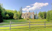 386 South Hollow Road Stowe, VT 05672