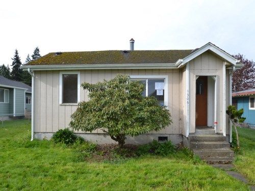 1306 Caroline Street, Port Angeles, WA 98362