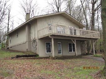 926 Kingsway Cir, Howard, OH 43028