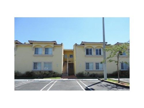 15741 SW 137 AV # 204, Miami, FL 33177