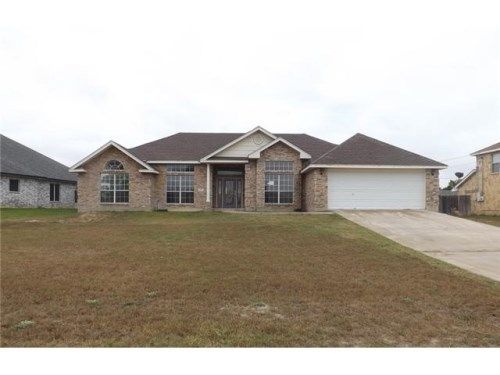 111 Encino Dr, Del Rio, TX 78840