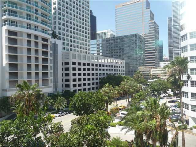 801 BRICKELL BAY DR # 864, Miami, FL 33131