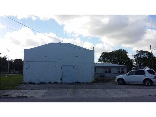 1836 NW 67 ST, Miami, FL 33147