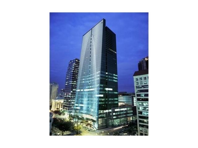 1395 BRICKELL AV # 3002, Miami, FL 33131