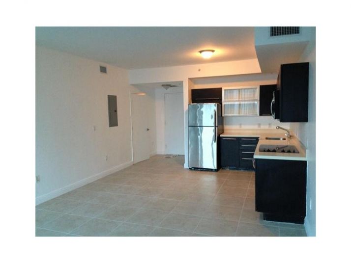 90 SW 3 ST # 1703, Miami, FL 33131