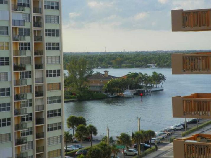 1701 S OCEAN DR # 1002, Hollywood, FL 33019
