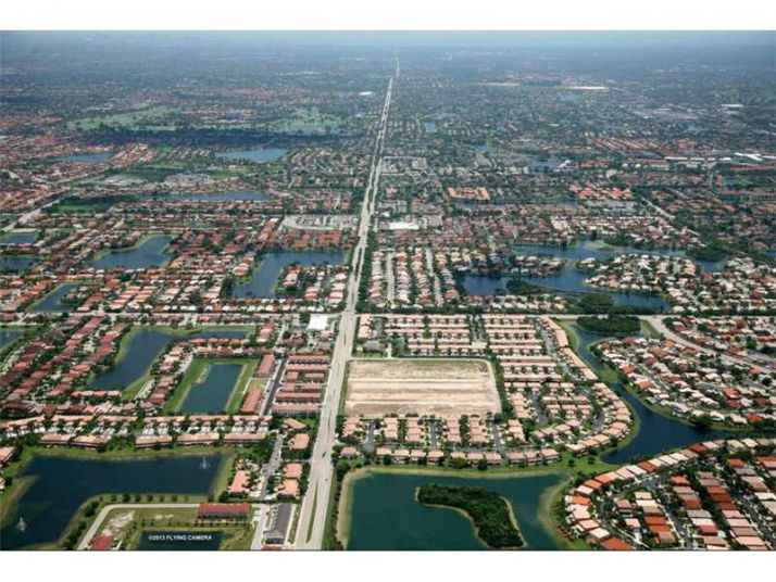 7261 SW 163 CT, Miami, FL 33193