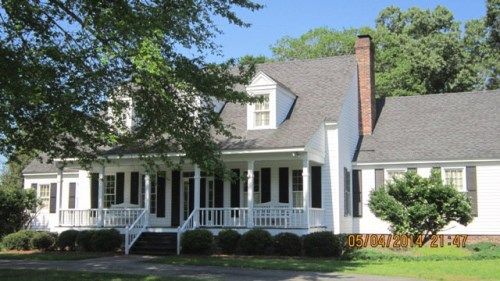 601 Newton Dr., Adel, GA 31620