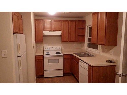 366 Hamilton E Holmes Drive Nw, Atlanta, GA 30318