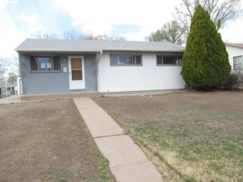 3127 Fairmount Ln, Pueblo, CO 81008