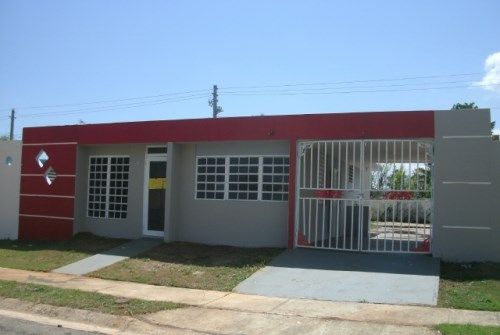 M-5 Jdnes.De Palo Blanco, Arecibo, PR 00612