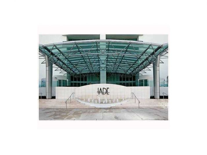 1331 BRICKELL BAY DR # 611, Miami, FL 33131