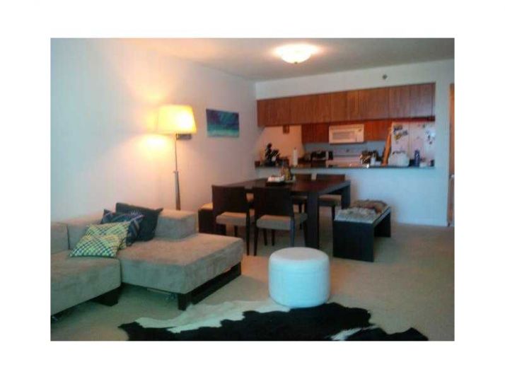 1200 BRICKELL BAY DR # 3217, Miami, FL 33131