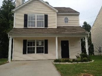 5327 Landreaux Dr, Raleigh, NC 27610