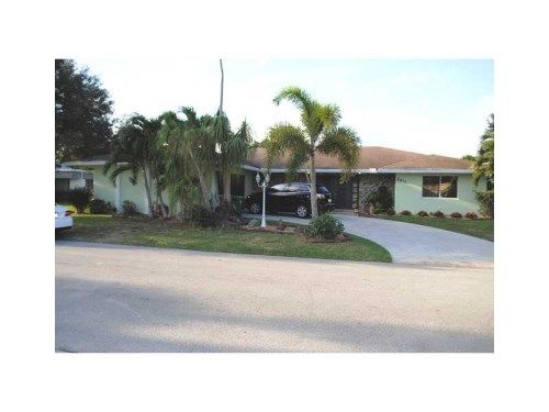 5813 AUSTRALIAN PINE DR, Fort Lauderdale, FL 33319