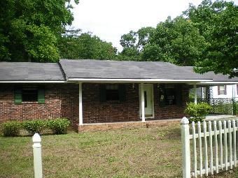304 North Herringto, Glennville, GA 30427