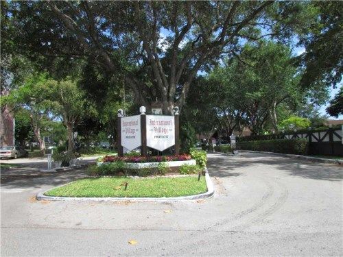 3670 INVERRARY DR # 2E, Fort Lauderdale, FL 33319