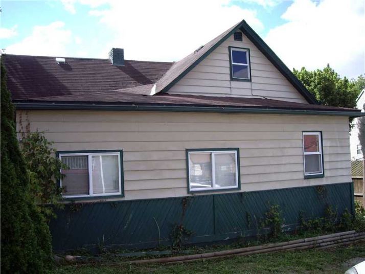 193 Wylie Ave, Strabane, PA 15363