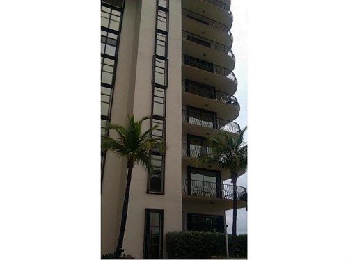 8777 COLLINS AV # 210, Miami Beach, FL 33154