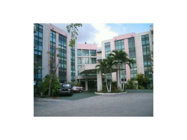 11790 SW 18 ST # 228-3, Miami, FL 33175